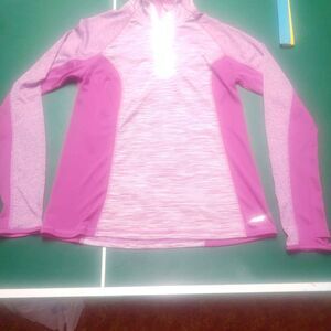 Avia Women's Lightweight Long Sleeve Athletic Top - Small (4/6) - New